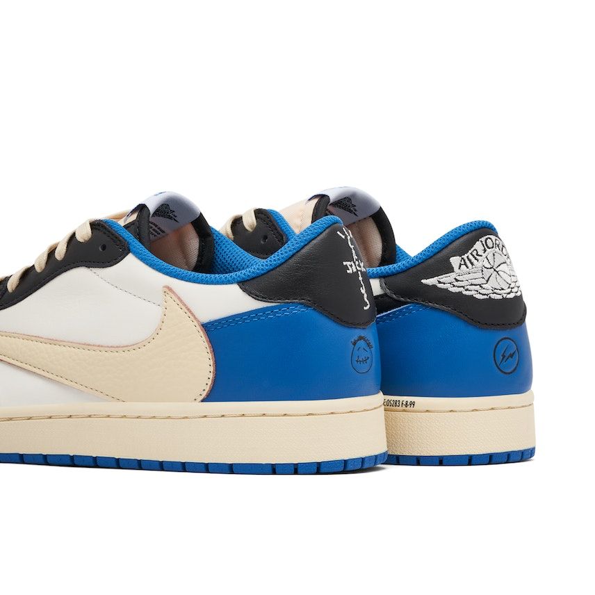 AIR JORDAN 1 LOW x TRAVIS SCOTT 'FRAGMENT'